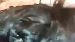 عبد لكسها: فعل لسان عميق لرجل عربي