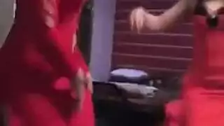 بلع السائل المنوي بعد أوgy صعبة