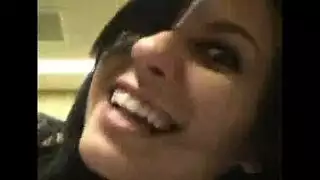 جلسة جنس شرجي صريح بين طالبة مثيرة وأستاذها