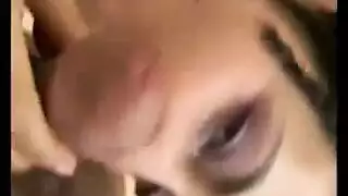 وجه شاب غارق في المني