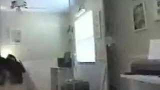 آسيوية وقحة تمص قبل جلسة جنس خشنة