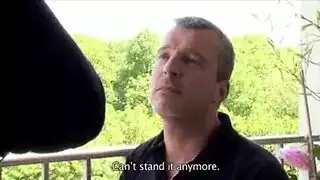 مجعد مشعر يركب شقي