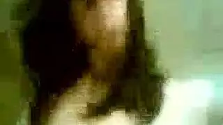 عراقية تفتح كام
