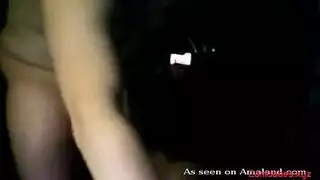 ربة منزل مثيرة تتوق لأكل كس وعضو ذكري قاسي