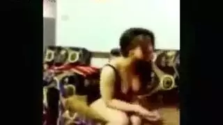 نيك لبوة متحجبة و شرمطة