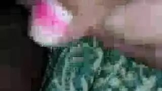جنس أصابع علني إباحي: أزواج تستمتع بوحشية وبلل
