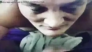 ريتا العاهرة تأخذ حمولتين في فمها