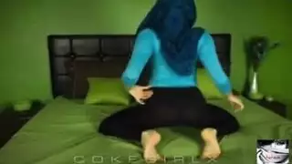 تعرية الحجاب العربي لمشهد إيلاج مزدوج