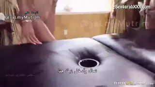المدرسة الأجنبية الممحونة تجرب متعة المساج الجنسي الإباحية