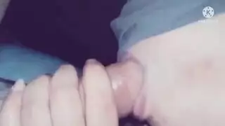 نائب الرئيس العربي يتلقى جنس فموي عميق باللسان