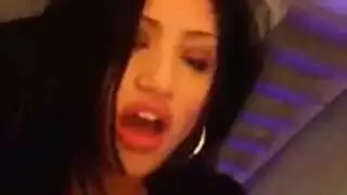 زوجة عرقي الجنس رجل مستقيم اللسان ونائب الرئيس