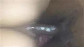 زوجة خائنة تحصل على قذف داخلي من صديق زوجها المقرب