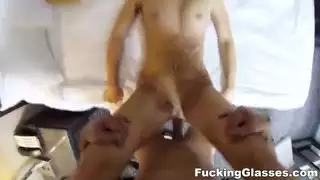 منظور صريح: جنس عنيف وضخ للكس