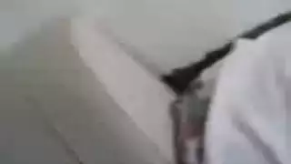ترضع زبره ثم تُنك بقوة في كسها المبلل