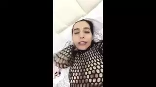 عاهرة جزائرية ممحونة تريد اختراقًا مزدوجًا خشنًا
