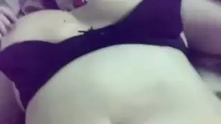 مص للقضيب وجنس إباحي قاس
