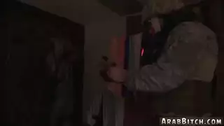 فيلم إباحي محلي يضم فتاة عربية مشعرة وقضيب كبير