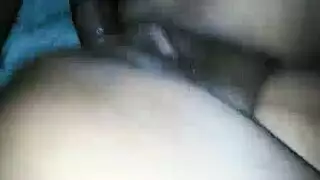 ولد يقذف حليبه فوق لسان خالته