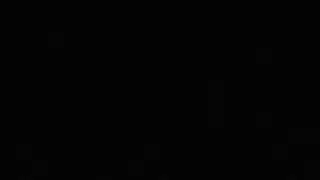 أفضل جنس فموي على الإطلاق: فتاة بيضاء تستخدم فمها ويديها للمتعة