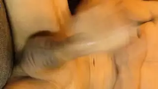 عاهرات هاويات تمارسن الجنس في حمام برنامج المواهب