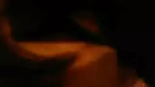 مراهقة مغراء تختنق بقضيب أسود كبير ثم تُضرب بقوة