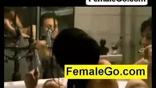 ضبطت زوج الأم يستمني – تعرض له مهبلها الضيق بدلاً من ذلك