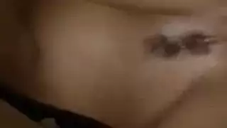 ملكة الشرج الشقراء تأخذه بعمق