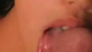 هاويون شباب يحصلون على اختراق مزدوج من فحول أجانب