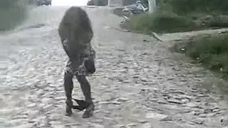 جماع عنيف في الحلق وأصوات اختناق