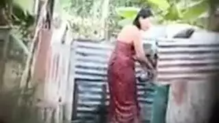 قذف داخل الحمام بعد جلسة فارسة شديدة