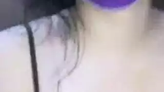 تدليك شرجي لإندونيسية يؤدي لهزة جماع شديدة