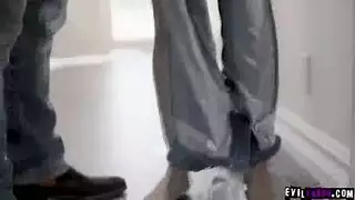بتفرك كسه هريرة دعك وتقلع كلته