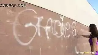 مثير جلام امرأة سمراء يظهر لها بعقب عارية