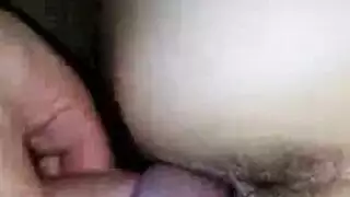 صديقة تتدرب على الجنس الفموي العميق والشرجي