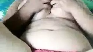 جلسة تدليك إباحية من الشاب الأسترالي الوسيم مص للقضيب وجماع من الخلف