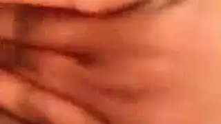 عاهرة الأبنوس تحب القضيب العميق في هذه الوضعية الحميمة