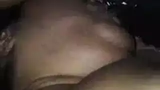 عبادة أقدام مثيرة على شقراء مبللة