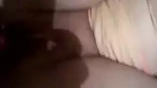 سكس مصري صريح: زوجة البواب تحب عضواً كبيراً
