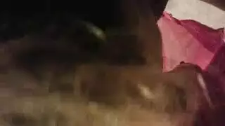 كريستينا النحيلة تمص بقوة وتحصل على حمولة ضخمة متناثرة على وجهها
