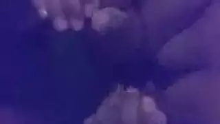جماع عنيف في السجن: سجين يمص القضيب ويستسلم للجميع