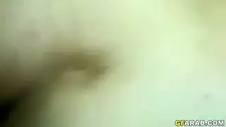 نيك عشيقة عربية من قضيب ظخم يدخل لصره