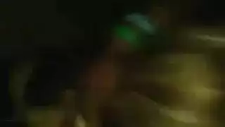 مثلثات جنسية مثالية للعاهرات غير المتزوجات المتلهفات