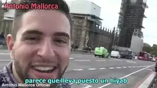 حمولة ضخمة من المني على ثديي العربية الكبيرين