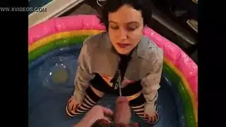 وجه فلور السعيد قبل جنس صلب وخشن