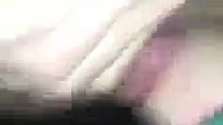 عاهرة مص الديك مارس الجنس من الخلف من قبل موكلها
