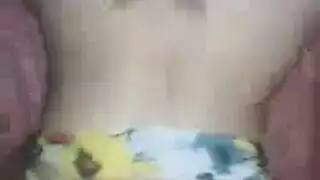 ثدي فالنتينا الطبيعي الضخم والجماع الفموي العميق إكس إكس إكس