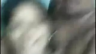 جنس عنيف جماعي بمص ولعق الثدي