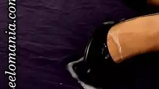 شذوذ السادية: تقييد وابتلاع القضيب عميقاً