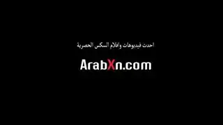 زوجة مدللة مثيرة تتوسل لضرب مهبل قاسي