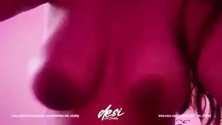 الساخنة السمين العربية العمتي الهندية تلعب مع ثديها الكبير | فيديو جنسي منفرد